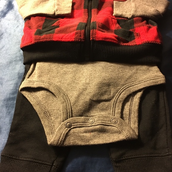 NWT Infant Boy 3pc Set:Plaid Vest / Onesie / Pants - Picture 5 of 7
